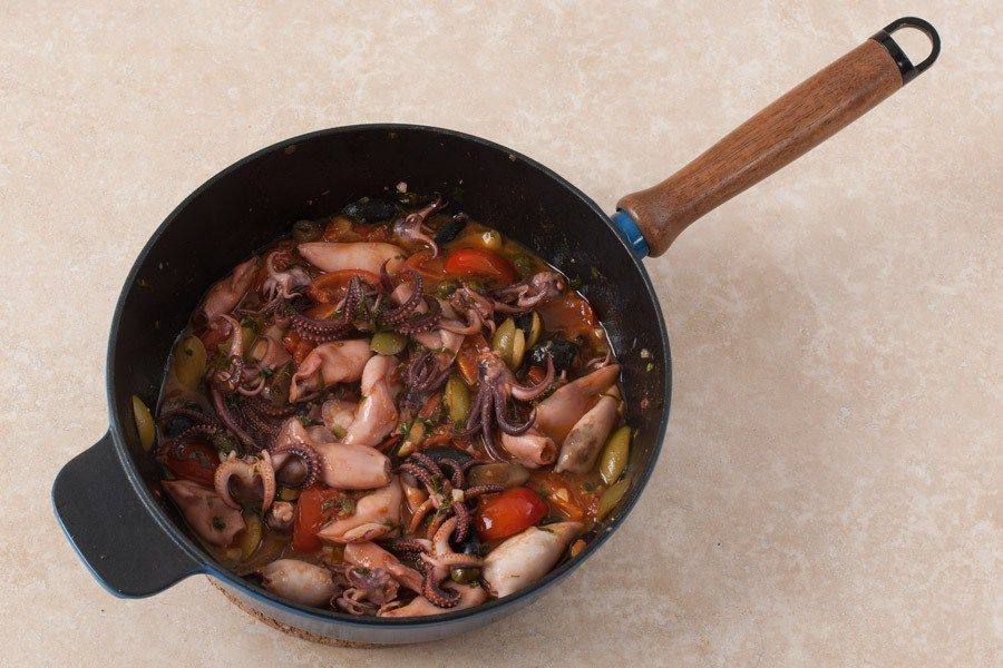 Кальмары мини по‑неаполитански Кальмары мини по‑неаполитански
