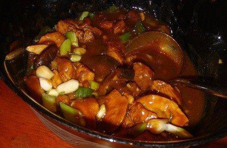 Курица по‑индонезийски с грибами (Ayam dengan jamur) Курица по‑индонезийски с грибами (Ayam dengan jamur)