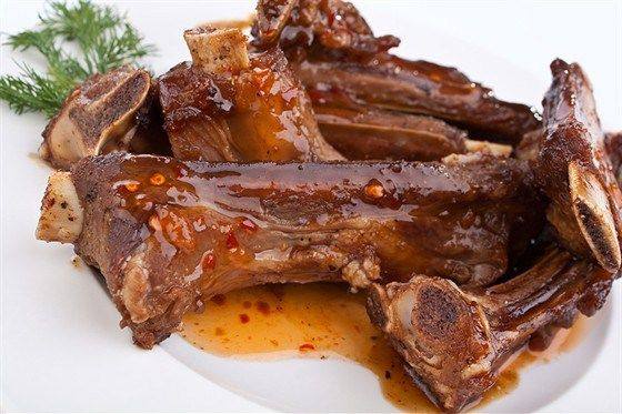Маринованные говяжьи ребра в корочке из чеснока и хрена Маринованные говяжьи ребра в корочке из чеснока и хрена