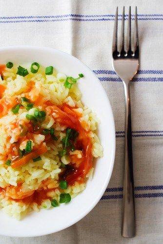 Рисовая каша с томатом и сыром Рисовая каша с томатом и сыром
