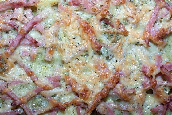 Сырная картофельная запеканка Сырная картофельная запеканка