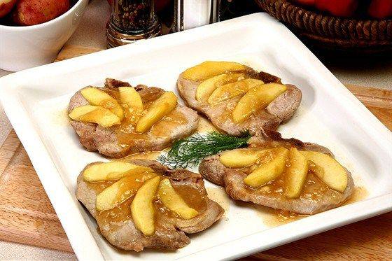 Свинина с яблоками и сидром Свинина с яблоками и сидром