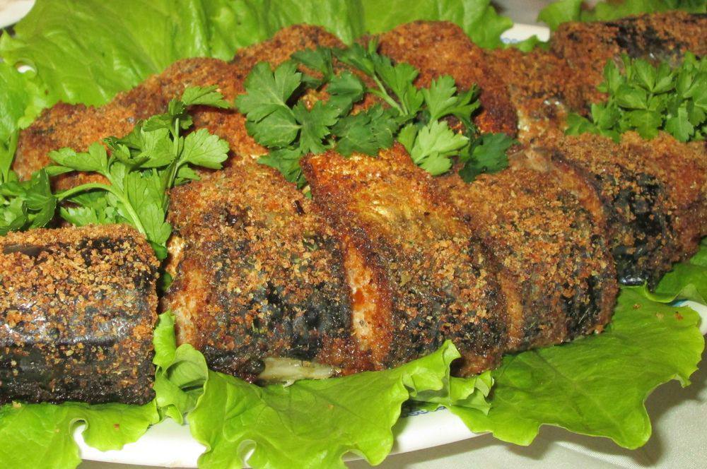 Запеченная скумбрия в сухарях Запеченная скумбрия в сухарях