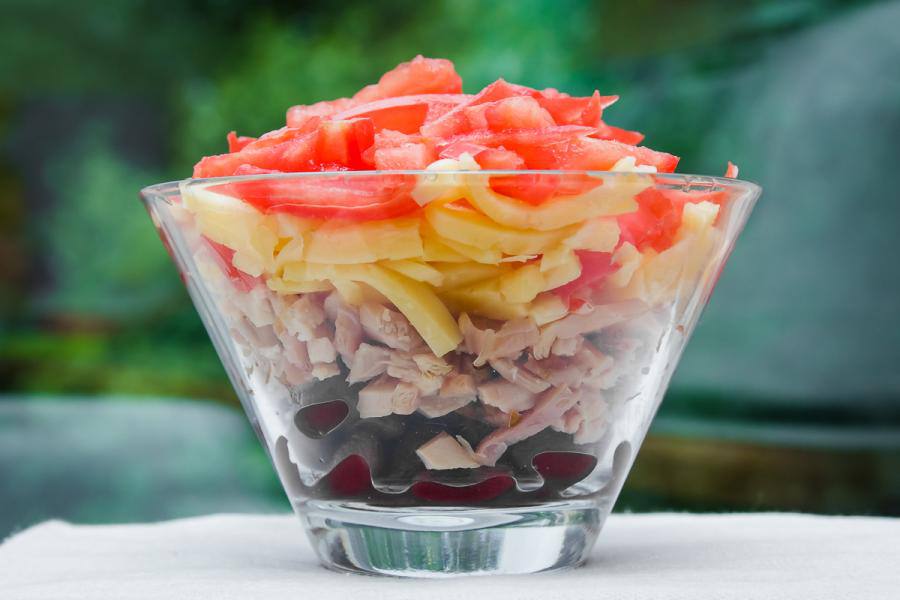 Фасолевый салат с курицей Фасолевый салат с курицей