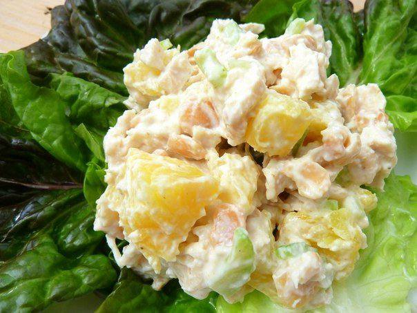 Салат из курицы и ананаса Салат из курицы и ананаса