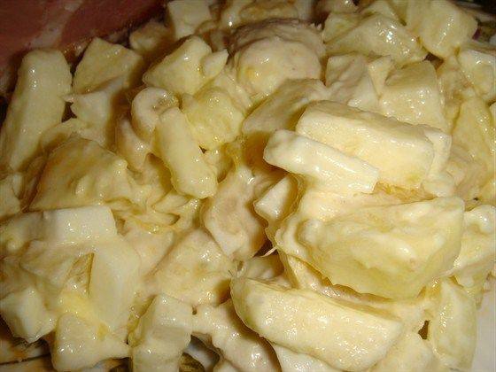 Мясной салат с яблоками и апельсинами по‑руэнски Мясной салат с яблоками и апельсинами по‑руэнски