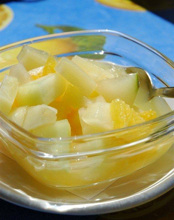 Салат из яблок с ананасами Салат из яблок с ананасами