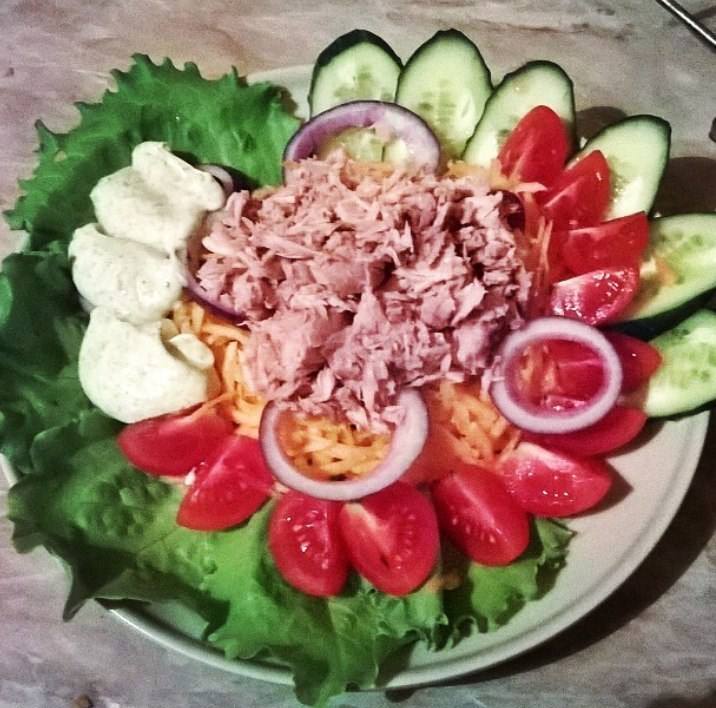 Тюна салат с Ко‑Пангана Тюна салат с Ко‑Пангана