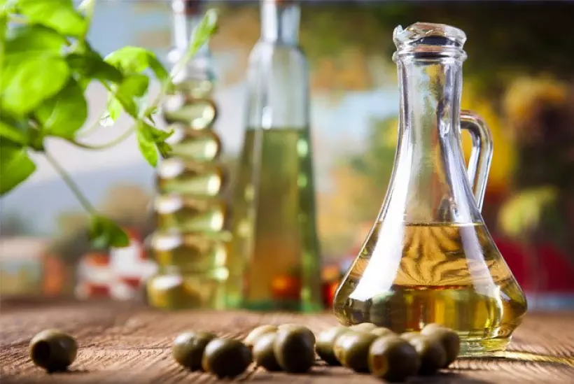 Употребление оливкового масла защищает от диабета.