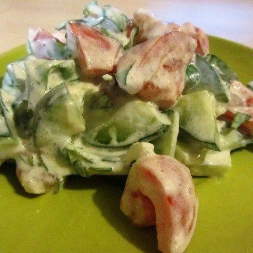 Готовим Салаты Летний овощной салат со сметаной