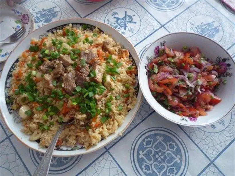 Готовим Мясо Cалат Ачик-чучук к узбекскому плову