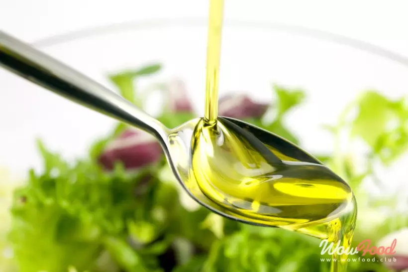 Оливковое масло имеет противовоспалительные свойства.