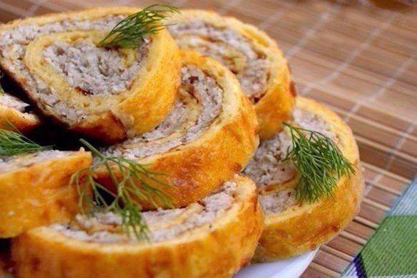 Рецепт Омлетный рулет с куриным фаршем Готовим Яйца Омлетный рулет с куриным фаршем