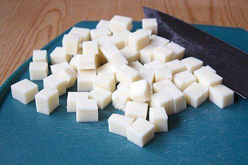 Рецепт Сырные кубики шаг-1