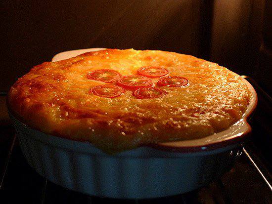 Рецепт Картофельная запеканка с сыром и луком шаг-1