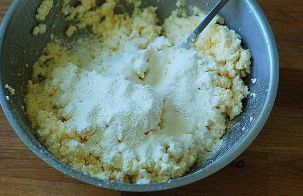 Рецепт Ленивые вареники с сыром шаг-1