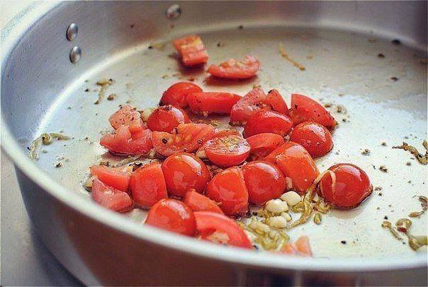 Рецепт Паста с креветками, помидорами и шпинатом  шаг-2