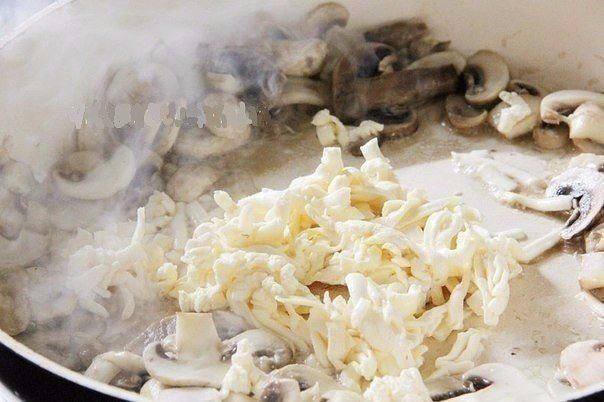 Рецепт Спагетти с грибами в сливочном соусе  шаг-2