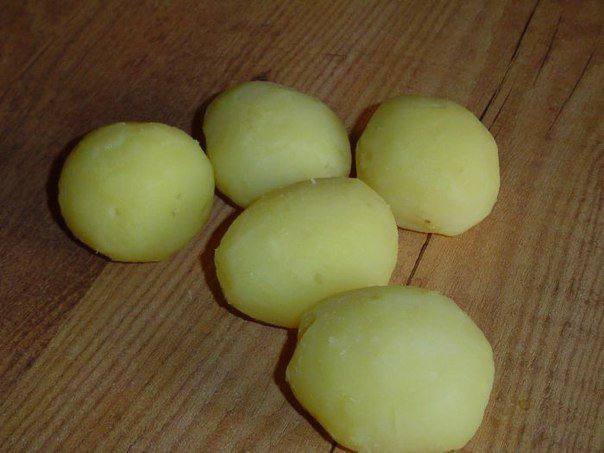 Рецепт Запеченный картофель «Сюрприз» шаг-1
