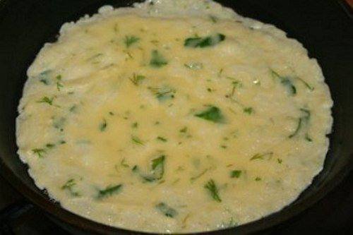 Рецепт Блинный пирог с грибами и сыром шаг-1