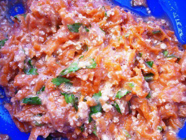 Рецепт Морковно-томатые оладьи шаг-3
