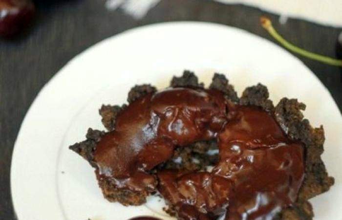 Рецепт Шоколадно-вишневое пирожное шаг-8
