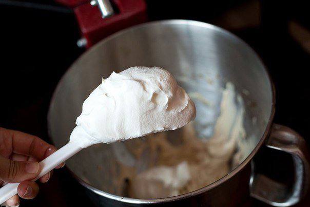 Рецепт Персики-гриль со взбитыми сливками шаг-3
