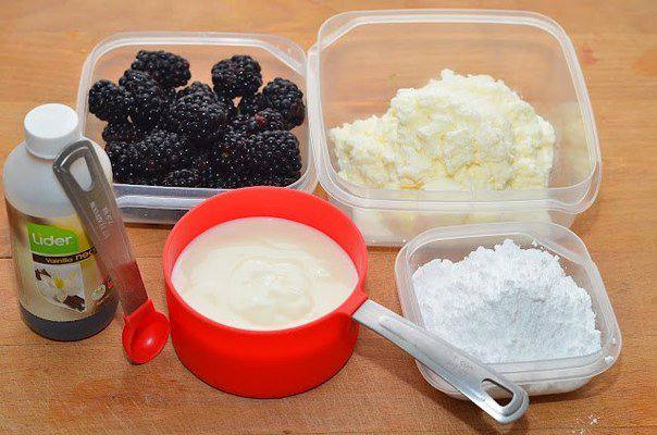 Рецепт Творожный десерт с ежевикой  шаг-2