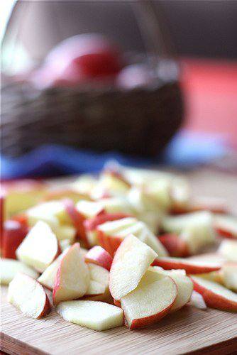 Рецепт Яблоки в карамели с мороженым шаг-1