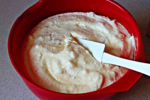 Рецепт Бисквитное пирожное с кремом и фруктами шаг-3