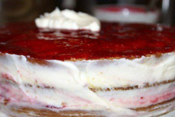 Рецепт Малиново-персиковый бисквитный торт шаг-7