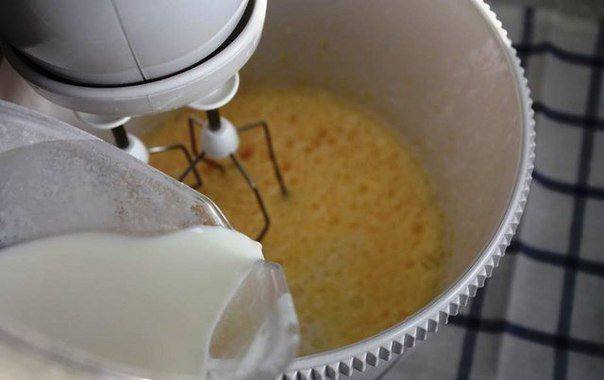 Рецепт Вафельный торт с ванильным кремом  шаг-2