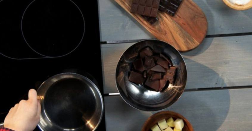 Рецепт Картофельные кубики с шоколадом и мандариновым пюре  шаг-2