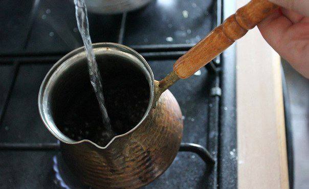 Рецепт Ванильно-мятный кофе шаг-1
