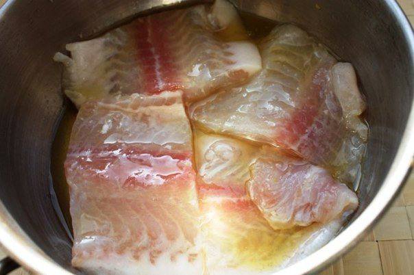 Рецепт Белая рыба с корочкой из пармезана и трав  шаг-4