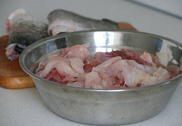 Рецепт Рыбные «каштанчики» шаг-1