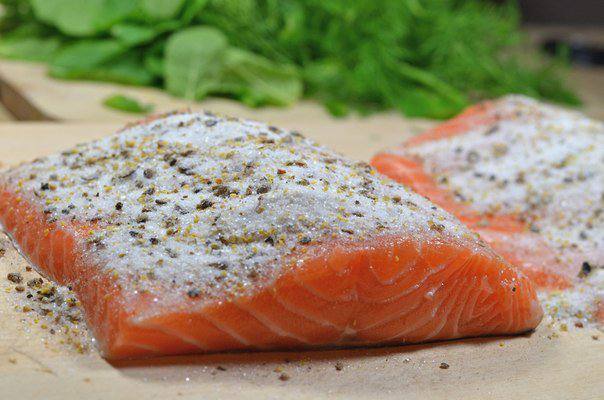 Рецепт Засоленный лосось с соусом  шаг-2