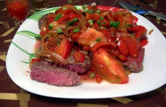 Рецепт Бифштекс по-мексикански с овощами Готовим Мясо Бифштекс по-мексикански с овощами