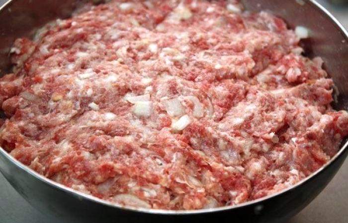 Рецепт Домашние котлеты из свиного и говяжьего фарша  шаг-4