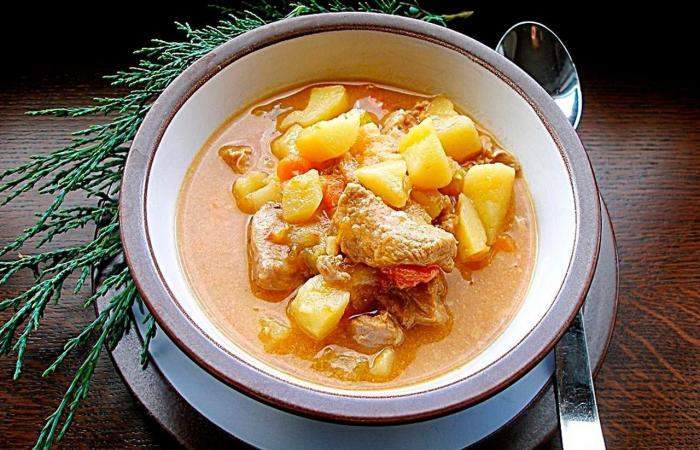 Рецепт Гуляш по-венгерски Готовим Мясо Гуляш по-венгерски