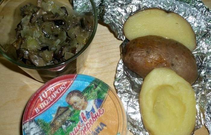 Рецепт Картофель, фаршированный грибами шаг-5