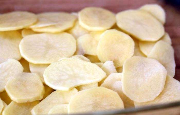 Рецепт Картофельная запеканка с фаршем  шаг-4