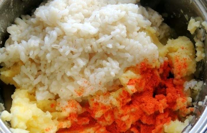 Рецепт Картофельные котлеты с рисом и шампиньонами шаг-3