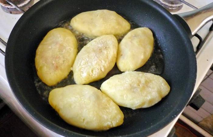 Рецепт Картофельные зразы с мясным фаршем шаг-5
