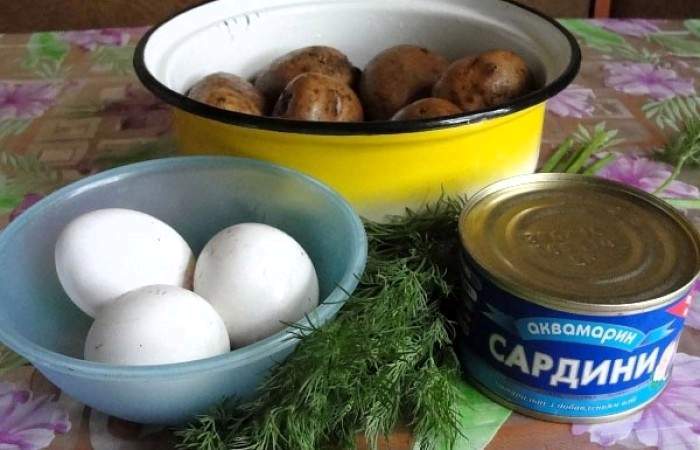 Рецепт Картофельные зразы с сардинами шаг-1