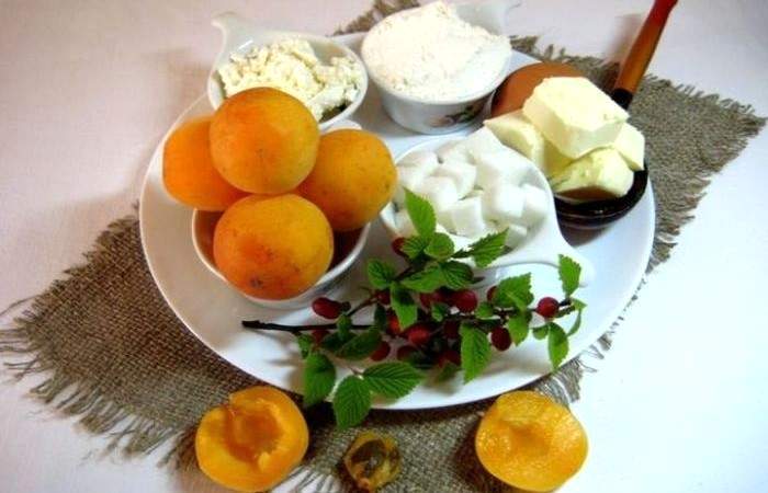 Рецепт Кнедли с абрикосами шаг-1