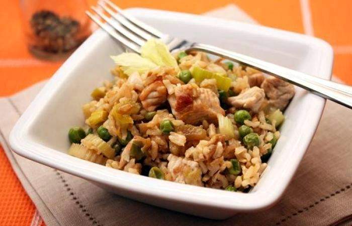 Рецепт Коричневый рис с индейкой и овощами шаг-7