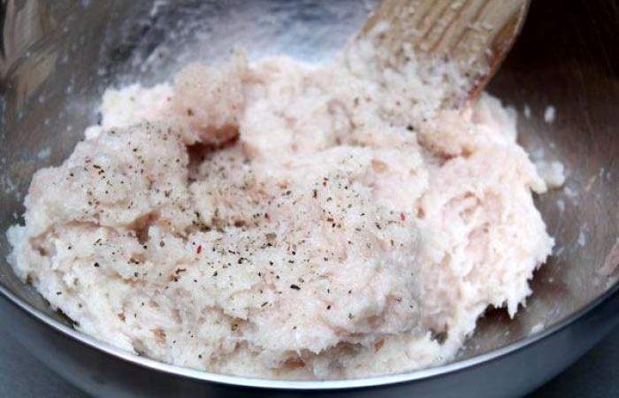 Рецепт Котлеты из куриной грудки со сливочным маслом  шаг-2