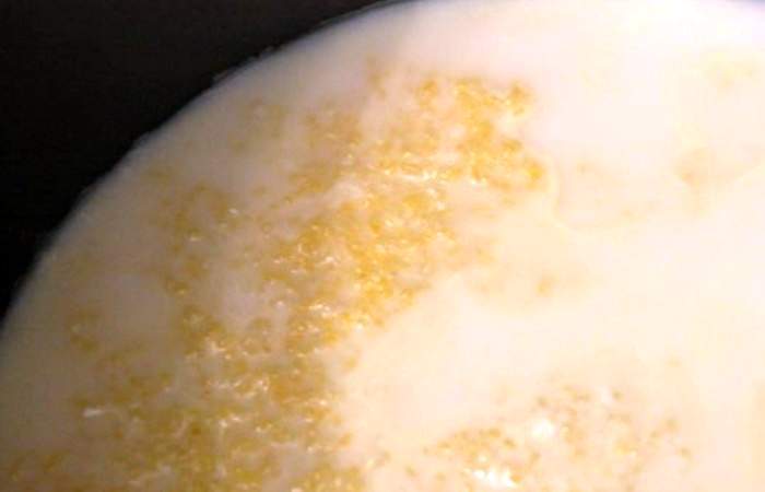 Рецепт Кукурузная каша на молоке в мультиварке шаг-1