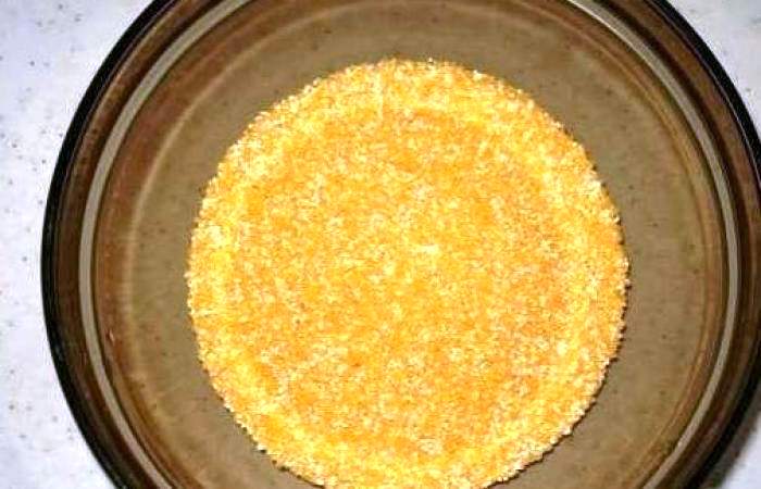Рецепт Кукурузная каша с сыром в горшочке шаг-1